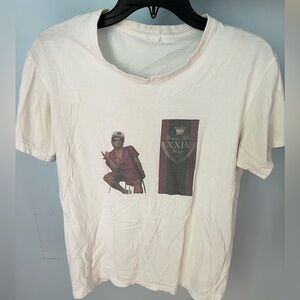 Bruno Mars white tee shirt :)